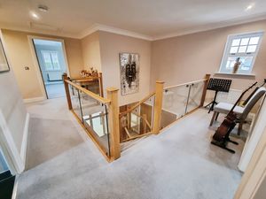 Photo 21- click for photo gallery